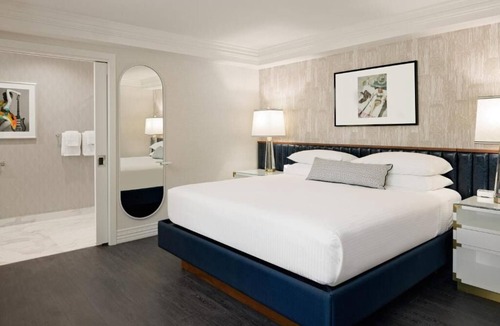 Tri-West Hotel | Come Create Memories w/Fun-filled Adventures at this Paradise! Rooftop Pool