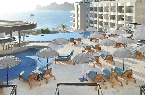 El Medano Ejidal Apartment | Comfort and Convenience! Free Parking, Outdoor Pools & Spa, Near Medano Beach!
