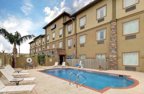 Donna Hotel | Comfort Inn & Suites Donna near I-2