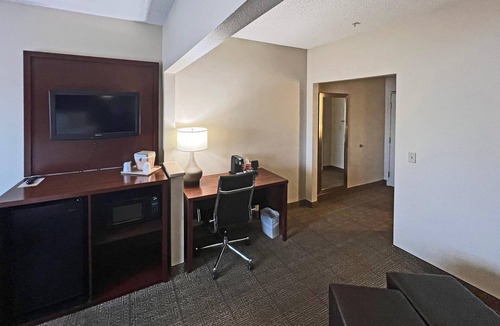 Peoria Hotel | Comfort Suites Peoria Sports Complex