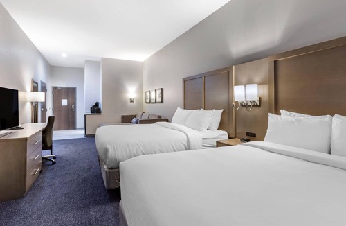 Scottsdale Hotel | Comfort Suites Scottsdale Talking Stick Entertainment District