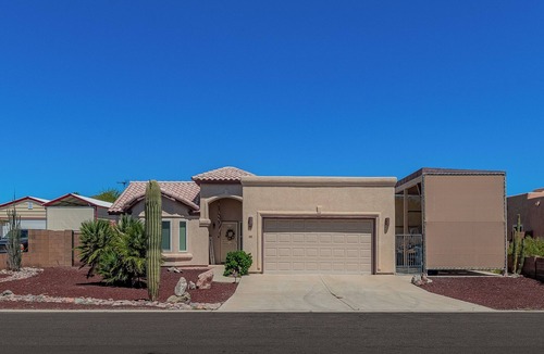 Desert Foothills House | Comfortable Desert Get-Away