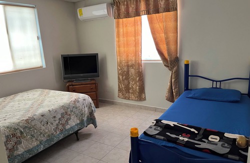 Monterrey House | Comfortable entire house 2-BD in the Industrial city ofApodaca with AC,WiFi