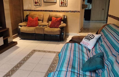 Matamoros House | Comfortable House Near the Us Consulate in Matamoros