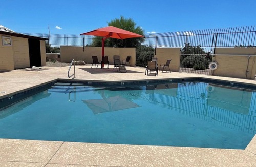 Tucson Condo | Comfortable relaxing townhome, conveniently located for biking and hiking!