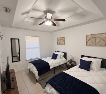 Edinburg Apartment | Comfy Apartment Prime Location