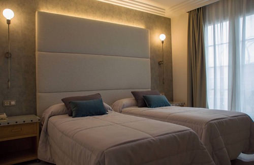 Illescas Hotel | Complejo Paris