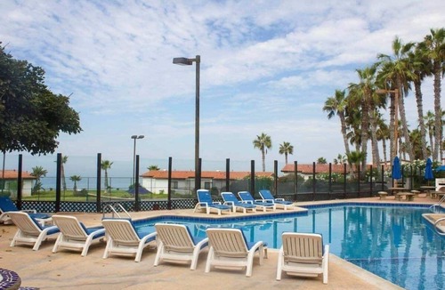 Rosarito Condo | Condo for 5 at La Paloma Beach Resort. Access to all amenities. 24 hr security.