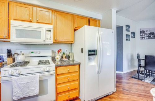 Maryvale Condo | Condo Near Stadiums, Westgate Shops & Hospitals!