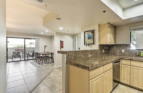 Camelback East Condo | Condo w/Community Pool/Hot Tub < 6 Mi to Old Town