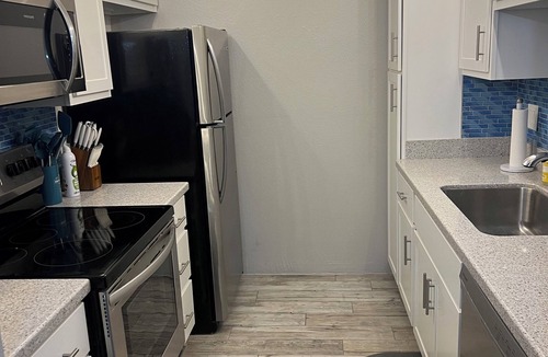 Entertainment District Condo | Condo w POOL/1bd1ba/sleeps4/Oldtown Scottsdale/pet friendly