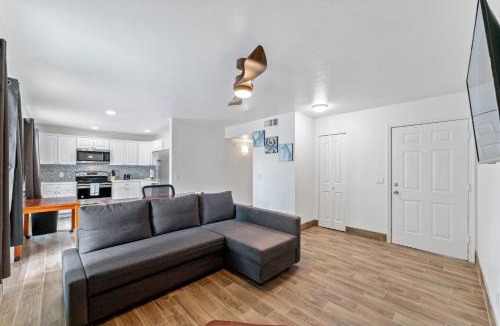 Coolidge Apartment | Coolidge 3bd 2ba upgraded apartment with amenities