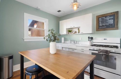 Coronado House | Coronado Casa