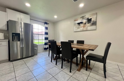 Brownsville House | Corporate-Ready Home Close to SpaceX & the Coast