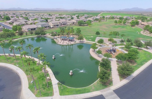 Maricopa House | Corporate stays, golfing outings, relaxing or need temp relocation housing!