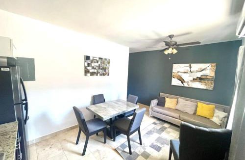 La Paz Apartment | Costal Calm