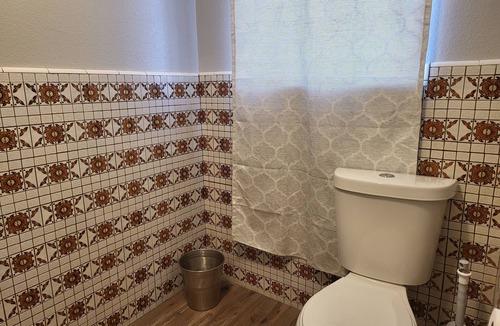 Apple Valley Condo | Cozy 1-bedroom pet friendly condo sleeps 6 with private balcony, Wi-Fi, laundry