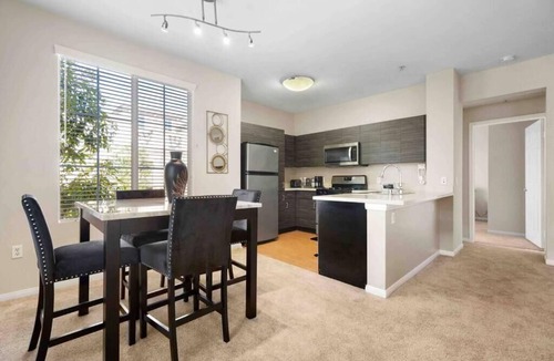 Garden Grove Apartment | Cozy 2-BD/2BA Apt! 5Mins to Disney! Angel stadium! Honda Center! The Outlets!
