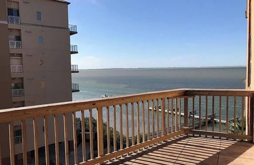 Brownsville Condo | Cozy 2-bedroom condo with WiFi, AC in charming S. Padre Island, Tx.