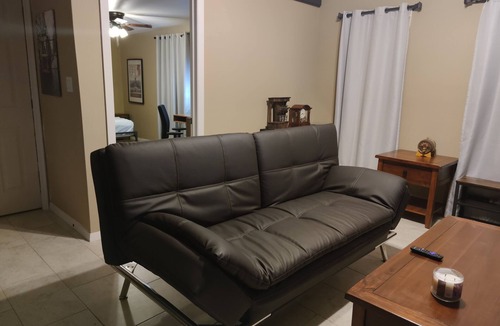 Monte Alto House | Cozy 2BD + 2BA house in Edinburg with Wi-Fi and AC