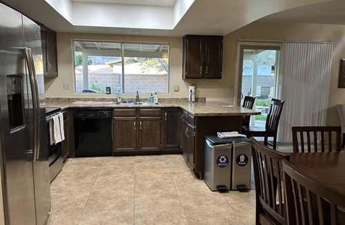 Desert Foothills Estates House | Cozy Ahwatukee home: mountain view, trails, golf & ASU. Pets allowed.