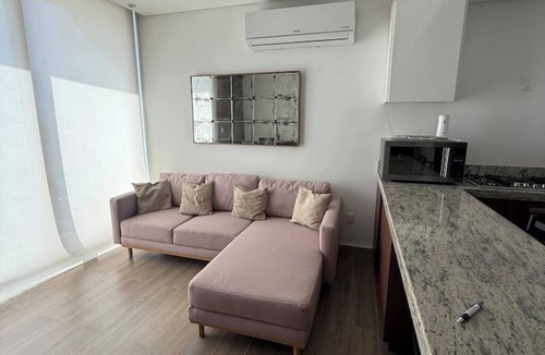 Torreon Apartment | Cozy and modern apartment in Torre Empiria for 3 guests