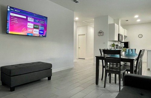 Harlingen Apartment | Cozy apartment in Harlingen Sleeps 8