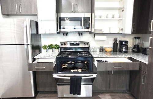 Edinburg Apartment | Cozy Apartment Pool Gym Gated Community