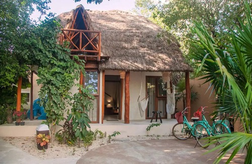 Tulum City Center Cabin | Cozy Cabaña Quetzal in the center of Tulum