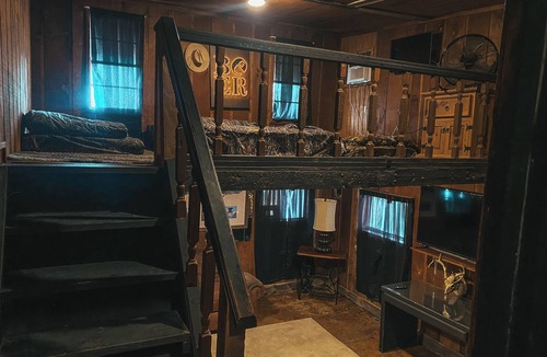 San Isidro Cabin | Cozy cabin with 1 bedroom and AC, WiFi in tranquil San Isidro