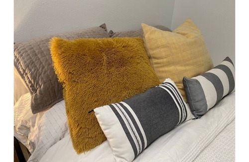Pharr House | Cozy Casita near Intl. Bridge; Casita Querencia