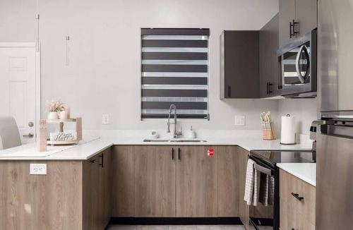 Pharr Apartment | Cozy Comforts: Modern with a Warm Embrace