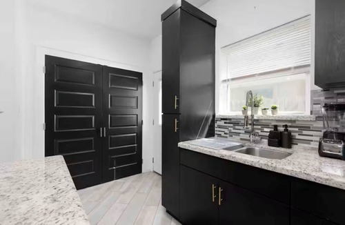 Edinburg Apartment | Cozy Cove Modern 2BR/2BA. Near Edinburg Hospital