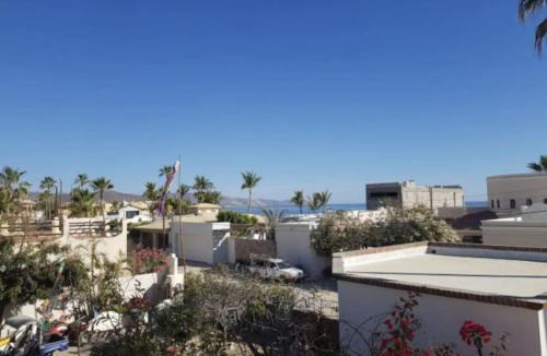 Buenavista House | Cozy Home One Off the Beach