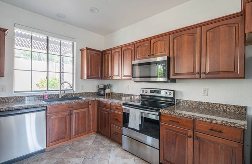 Sonoran Foothills House | Cozy Home w/Incredible Backyard, BBQ, Putting and Gas Fire Pit