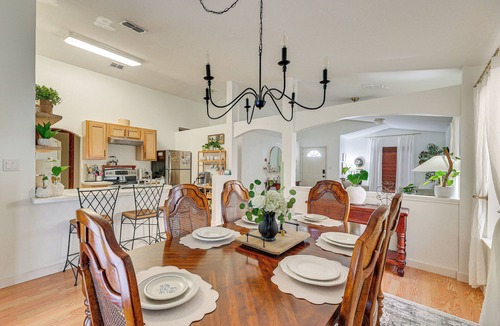McAllen House | Cozy House by Zinnia Park! Family Home in McAllen