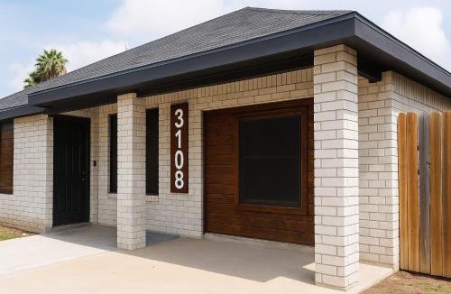 Palmhurst House | Cozy House in Mayberry