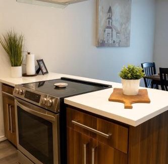 Palmhurst House | Cozy House in Mayberry