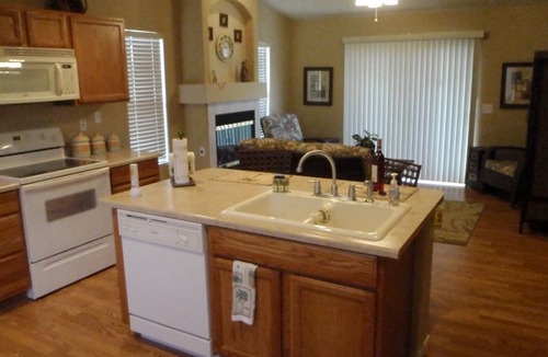 Cave Creek House | Cozy one bed room guest house all set for snowbirds