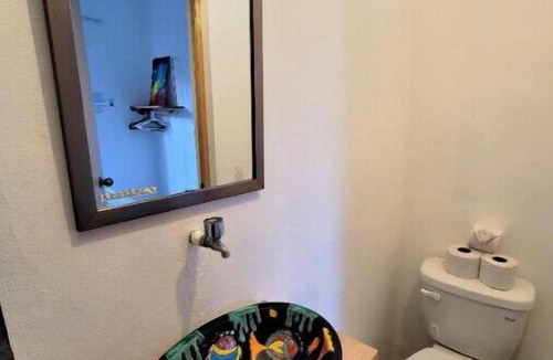 La Ventana Apartment | Cozy Queen Room #4 fast wifi, access to common areas