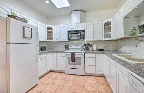 Eleven Mile Corner Apartment | Cozy & Relaxing Eloy Apartment w/Pool Access