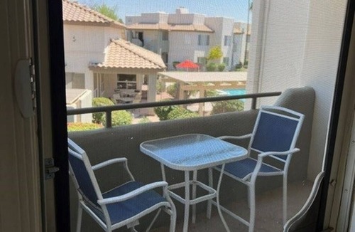 Chandler Condo | Cozy resort-style living in Chandler w/pool, hot tub, gym, pickleball and more