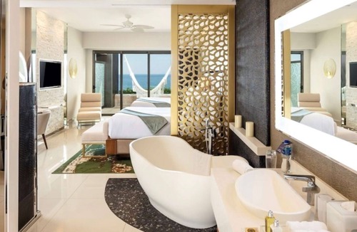 El Tezal Resort | Cozy room in a resort with AC, WiFi. Free Yoga, Gym, & beach bike at the resort
