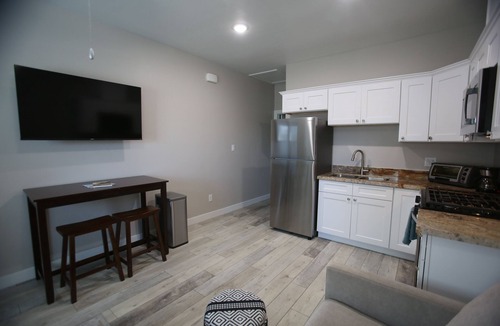 Yuma Townsite Apartment | Cozy studio in Yuma's Century Heights historic district!