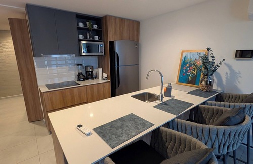 Lafayette Apartment | Cozy two bedroom apartment in Colonia Americana. Roof garden, pool and parking.