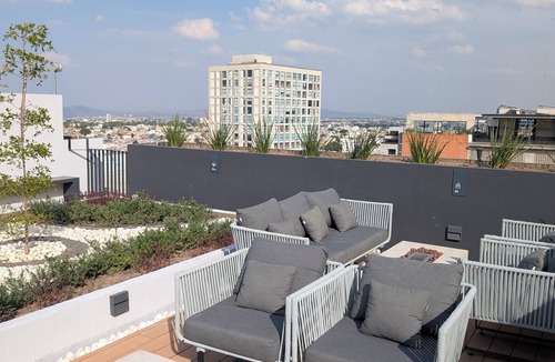 Lafayette Apartment | Cozy two bedroom apartment in Colonia Americana. Roof garden, pool and parking.
