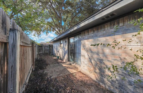 McAllen Apartment | Cozy & Walkable Avocet Ave Condo - Prime Location