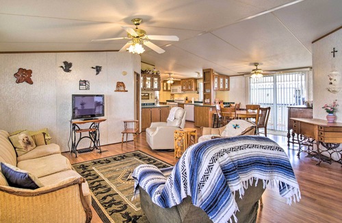 The Foothills Cottage | Cozy Yuma Retreat w/Furnished Patio & Grill!