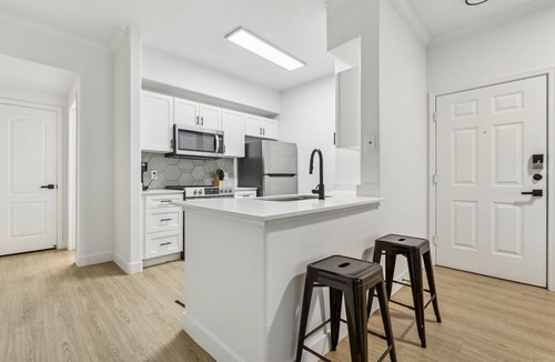 Chandler Apartment | CozySuites at Chandler