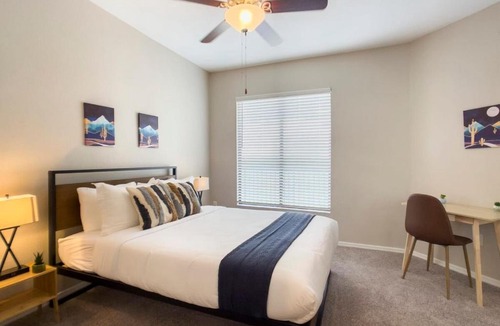 Kierland Apartment | CozySuites at Kierland Commons